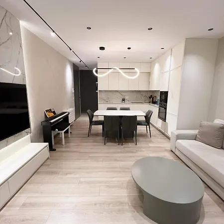 Modern New Apt, Prime Location&view Lejlighed Tirana