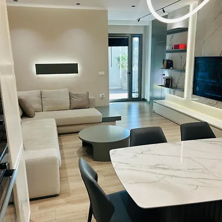 아파트 Modern New Apt, Prime Location&view 티라나